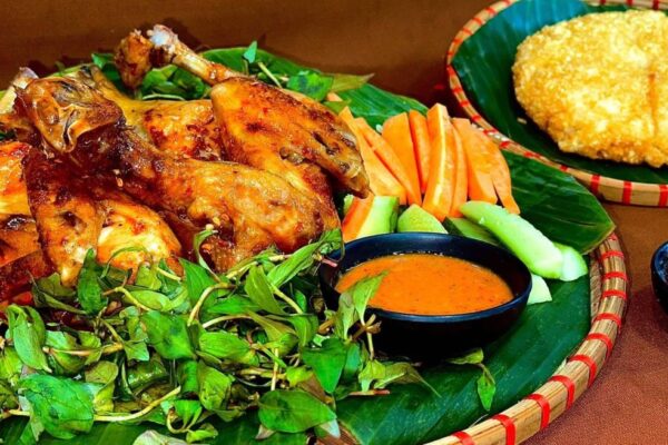 Top 5 quán ăn ngon gần bãi biển Mỹ Khê, Đà Nẵng